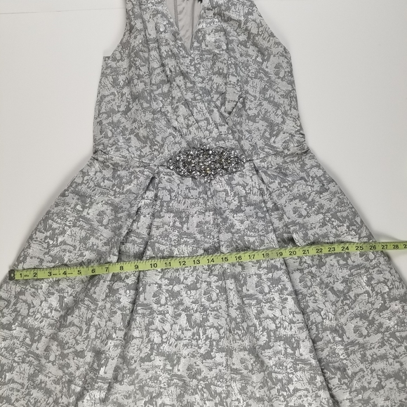 Silver dress - Picture 9 of 12